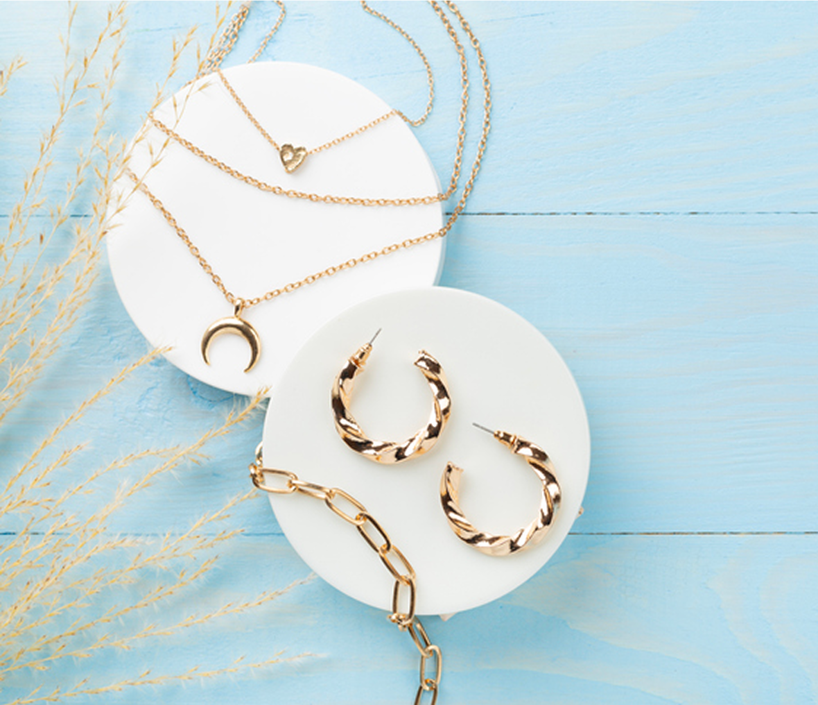 Stylish gold accessories display